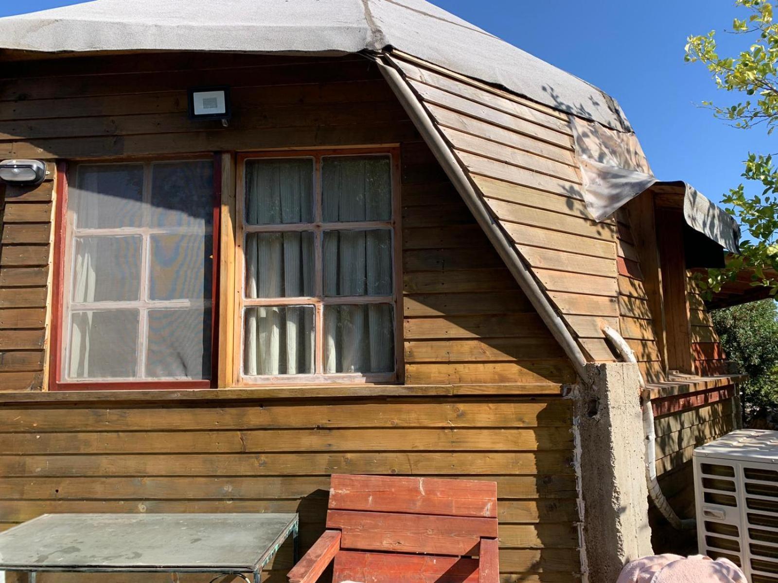 בקתת עץ בחורש במנות - דום גיאודזי - Wooden Cabin In Manot Luaran gambar